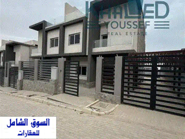 فيلا استلام فوري! فرصة ذهبية في ماونتن فيو أكتوبر بارك