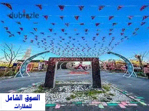 محل تجاري فاخر للإيجار - 285 متر² في سيتي ستريب،...