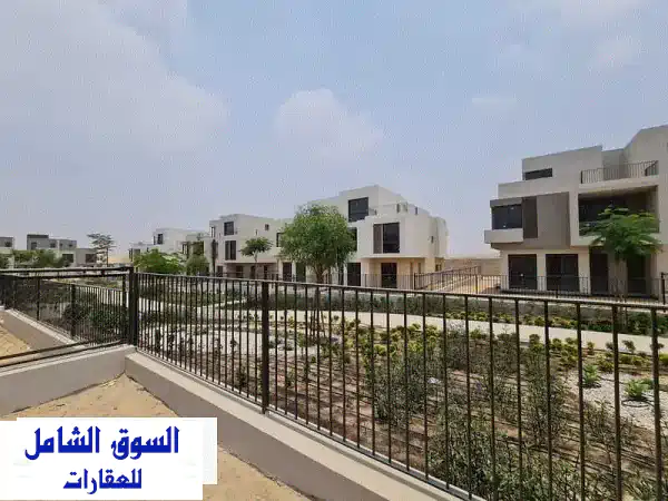 تاون هاوس فاخر 190م² في سوديك إيست، هليوبوليس الجديدة...