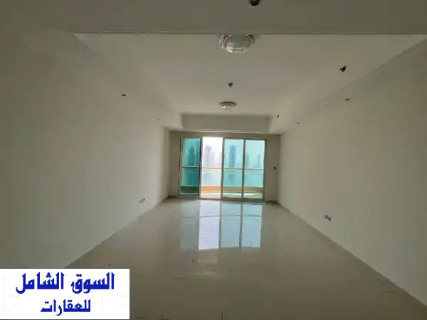 شقة فاخرة أول ساكن | إطلالة بحرية خلابة | 3 غرف + غرفة خادمة | دفعات مريحة