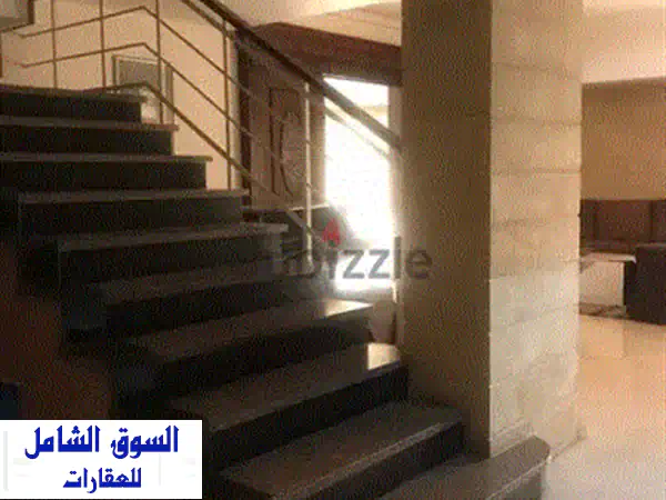 شقة فاخره + روف جاردن واسع للإيجار في المعادي - فرصة لا تُفوّت!