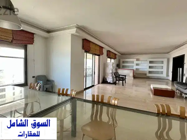 شقة فاخرة 500 متر مربع مع إطلالة بحرية خلابة للبيع...