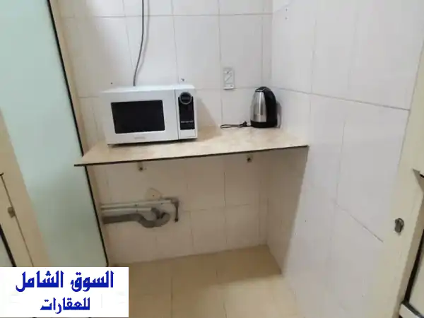 استوديو مفروش فاخر في البسيتين - 150 دينار شامل! (مناسب للعزاب)
