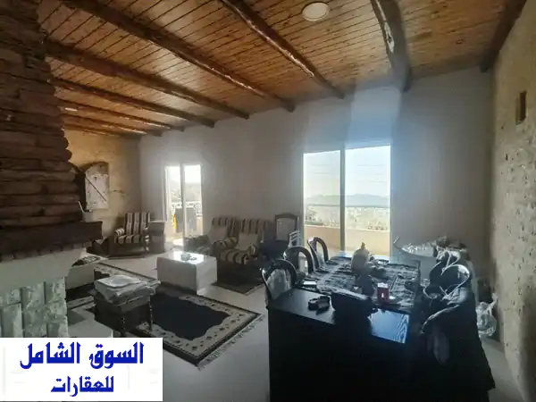 شقة مستعملة للبيع في منطقة فطر، جبيل - مساحة 153 متر مربع، إطلالة جبلية خلابة!