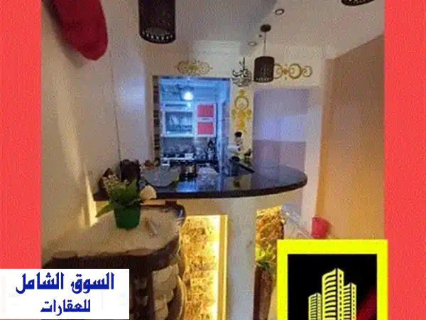 شقة أمام البحر مباشرةً في شاطئ النخيل، العجمي - تشطيب الترا لوكس! فرصة ذهبية!