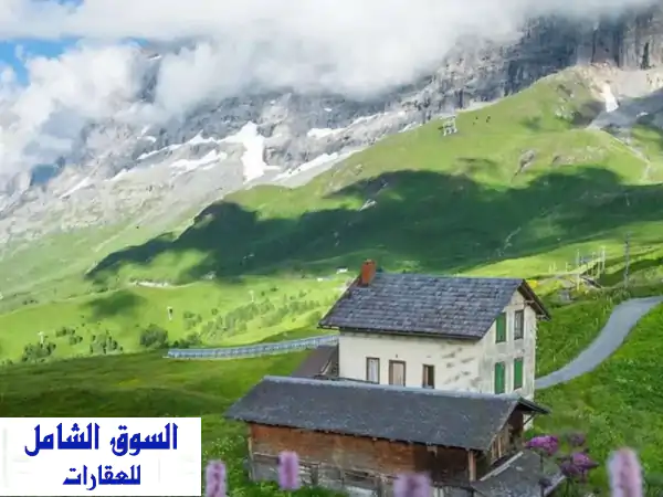 بيت فاخر للبيع في مشرف - مساحة أرض 1000م²، بناء...