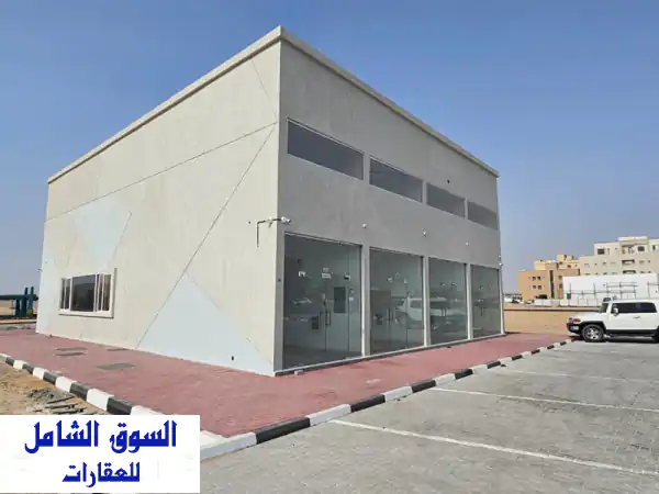 معرض مميز + 3 محلات تجارية للبيع في الجرف الصناعية 2...
