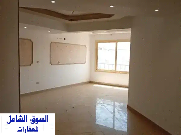 شقة للبيع في العبور - موقع متميز و تشطيب فاخر! 150 متر
