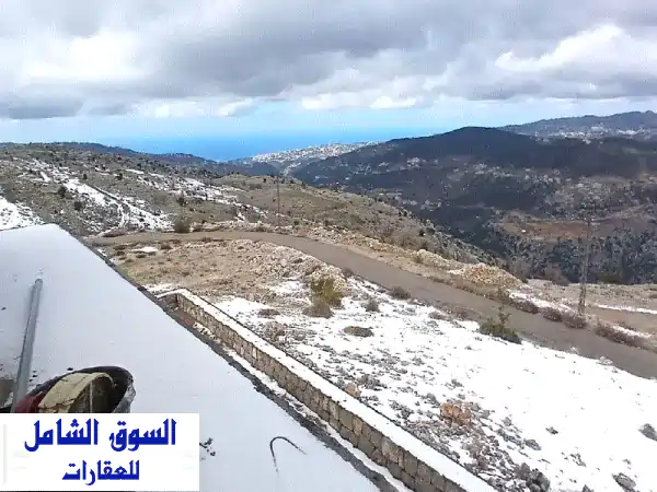 شاليه فاخر للبيع في زعرور بإطلالة جبلية خلابة! 85...