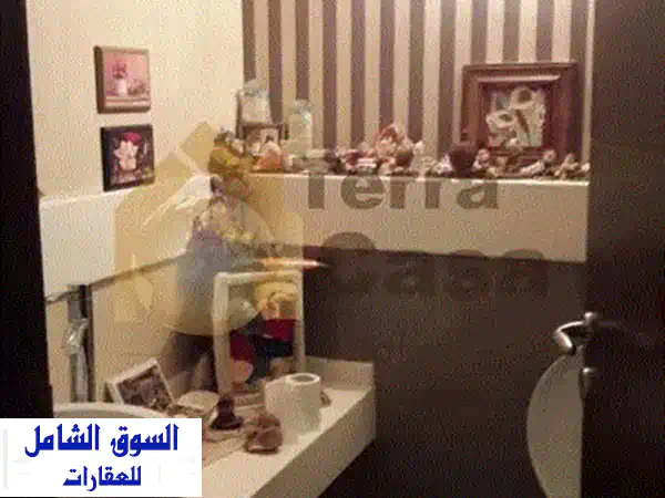 شقة فاخرة للبيع في الاشرفية - إطلالة خلابة على الجبل والمدينة!