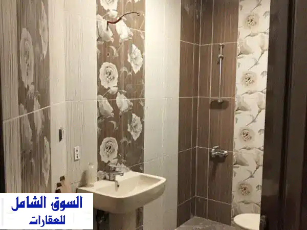 مكتب إداري فاخر للإيجار في لاسيتي مول -  موقع مميز...