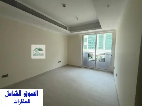 شقة فاخرة للإيجار في شارع النجدة - بناية جديدة! (120 ألف)