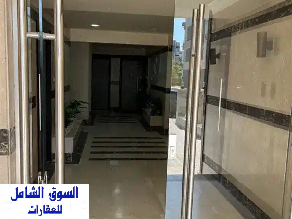 شقتك الأحلام في كمبوند هاي سيتي، العبور - استلام فوري!