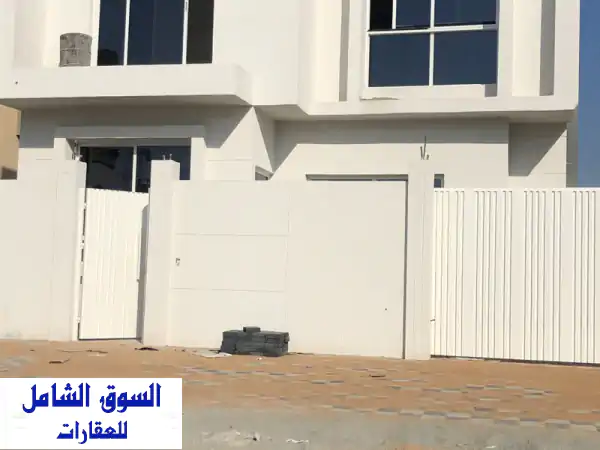 فيلا فاخرة للبيع في الياسمين، الرياض - مساحة 2700...