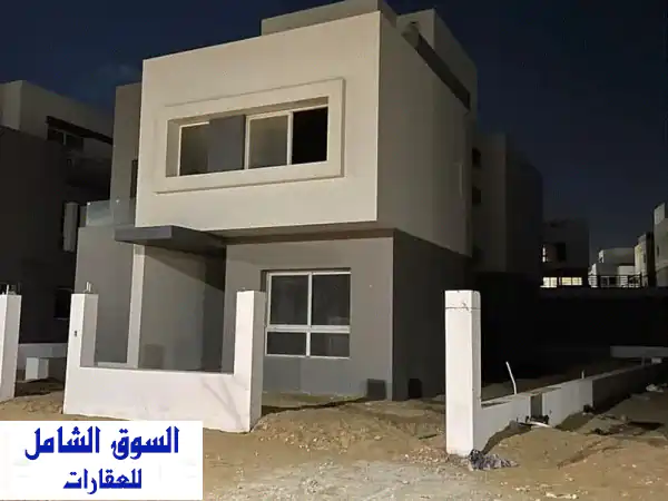 فيلا مستقلة فاخرة للبيع في هايد بارك القاهرة الجديدة...