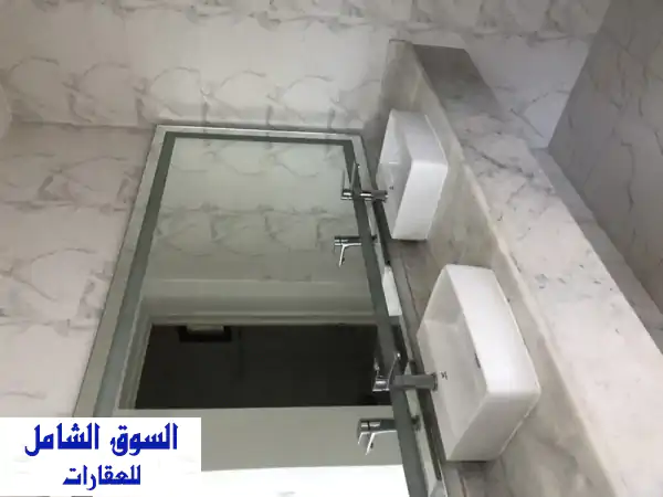 فيلا فاخرة للبيع في الياسمين، الرياض - مساحة 2700 متر! تصميم فاخر، تشطيبات عالية الجودة