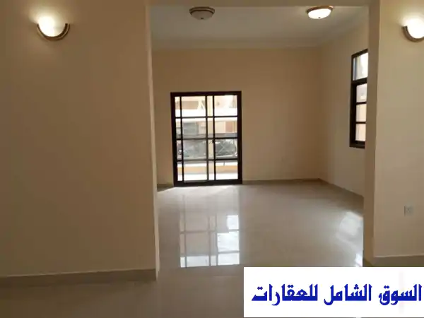 للإيجار السنوي فيلا مستقلة في البطين العين 4 غرف, 200 متر