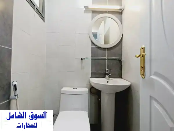 استوديو مفروش فاخر للإيجار في السالمية - قطعة 6 | شامل الخدمات!