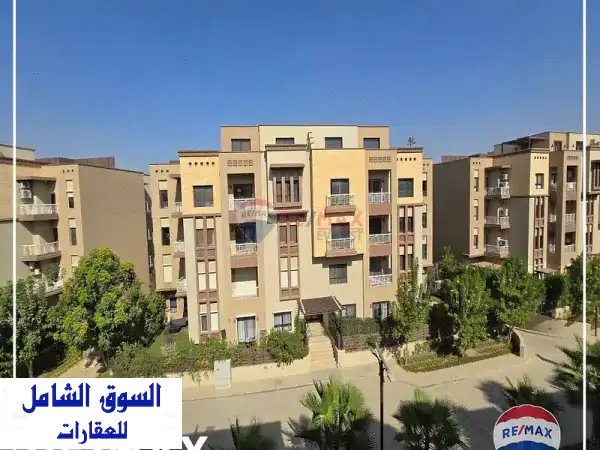 شقة فاخرة نصف تشطيب للبيع في كمبوند جرين 5 - مساحة 208...