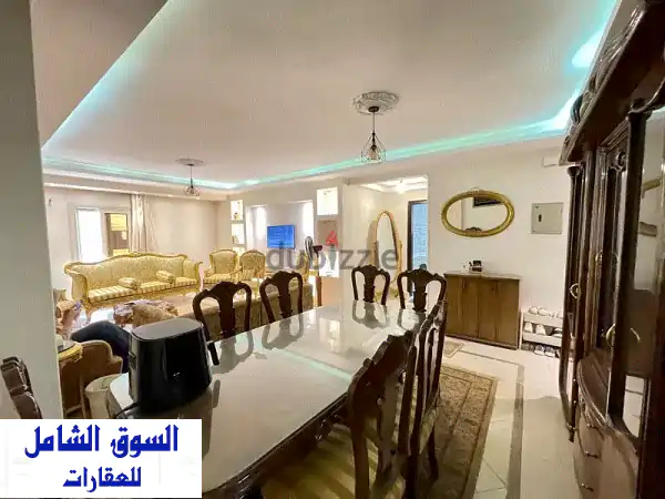 شقة فاخرة 195م² للبيع في الشيخ زايد (حي 16) - استلام فوري!