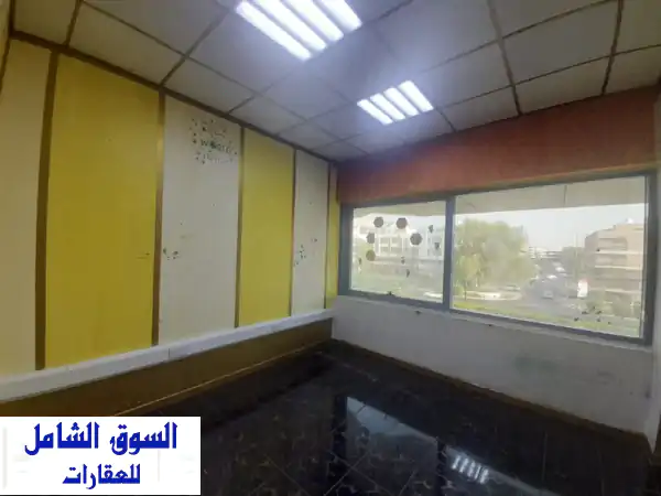 شقة تجارية فاخرة للإيجار في شارع خليفة -...