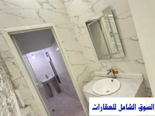 فيلا فاخرة مفروشة للإيجار في المويهات 1 عجمان - مساحة 5000 قدم مربع!