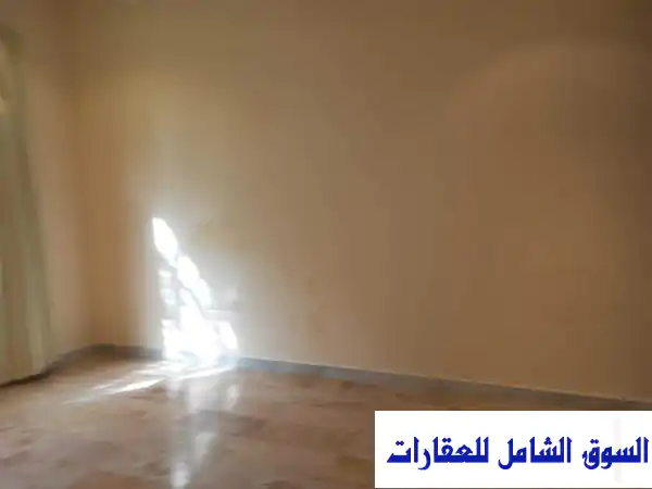 فيلا مستقلة للإيجار السنوي في البطين، العين | 3 غرف نوم، مساحة واسعة، باركن مظلل