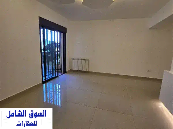 شقة فاخرة للبيع في المنصورية - مساحة واسعة...