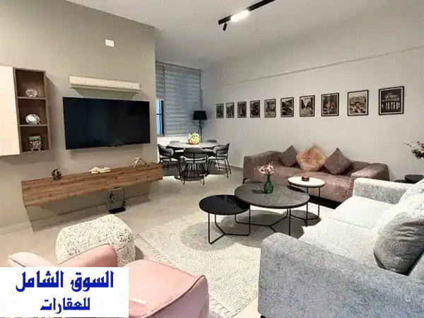 شقة مفروشة فاخرة للإيجار في الأشرفية - مساحة 100 متر مربع