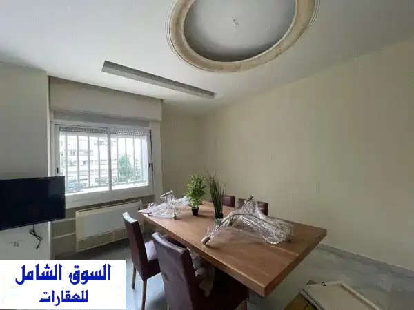 شقة فاخرة للبيع في جبيل بموقع متميز - L15127