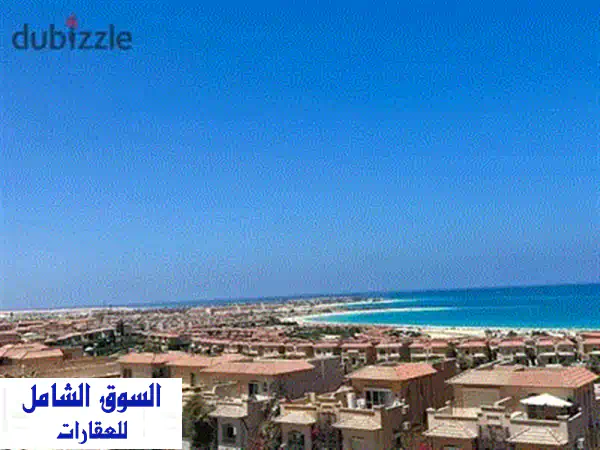 فيلا توين هاوس فاخرة للبيع في أمواج الساحل الشمالي - تقسيط مريح!