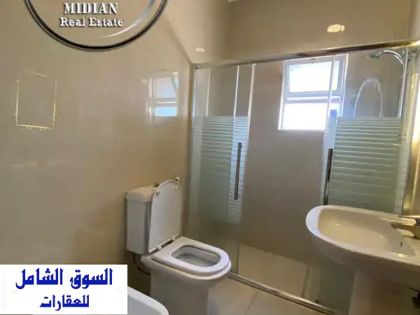شقة فاخرة للإيجار في خلدا - 200م²، إطلالة خلابة، سعر مميز! (رقم الإعلان: 8521)