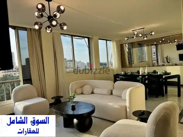 شقة فاخرة للإيجار في الزمالك - لوكيشن مميز! ٣ غرف نوم،...