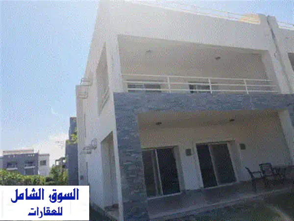 استلم فوراً تاون هاوس فاخر، صف أول على لاجون سيشيل بسيدي عبد الرحمن!