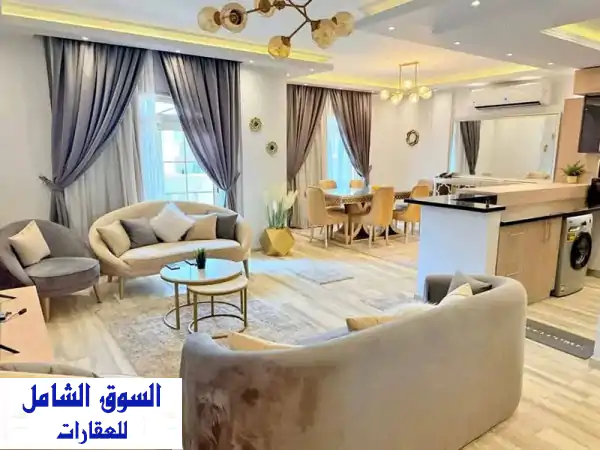 شقة فاخرة 220م² بالتجمع الخامس | تشطيب كامل +...