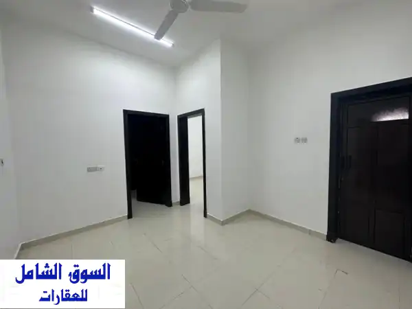 شقق للإيجار في جدحفص - غرفة نوم، صالة، مطبخ، حمام -...