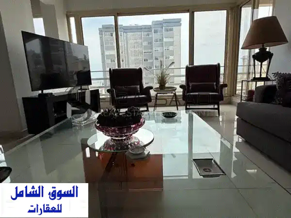 شقة فاخرة للإيجار في الأشرفية - إطلالة بحرية خلابة!