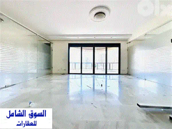 مستودع فاخر للإيجار في قلب بيروت - 620 متر مربع! موقع متميز!