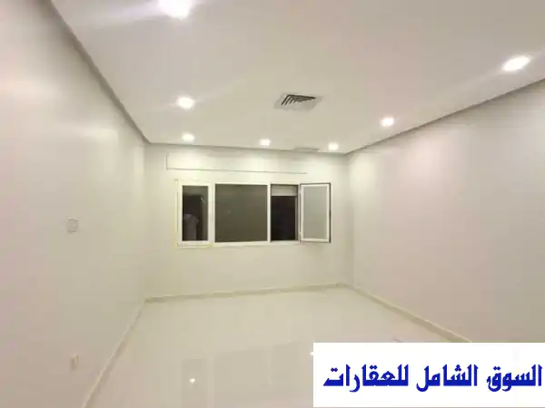 شقة أرضية فاخرة للإيجار في الفنيطيس - مساحة واسعة...