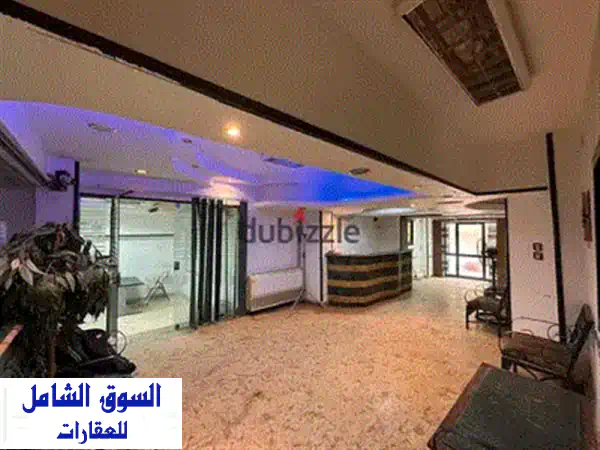 صيدلية رائدة للبيع في مول Granoy بالتجمع الخامس - عائد شهري مجزي!