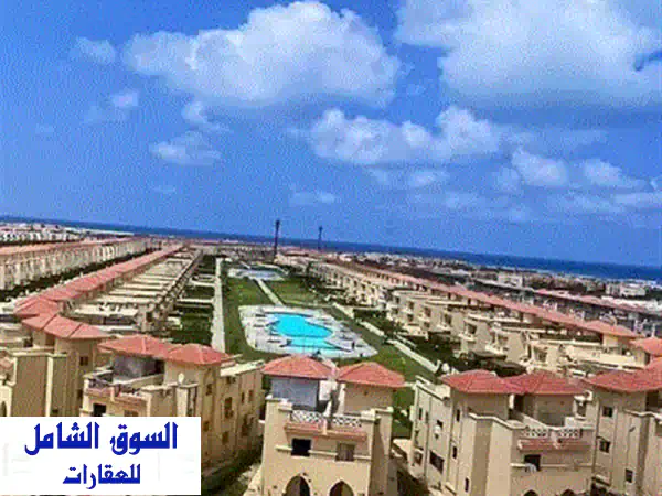 شاليهك الفاخر في سيدي عبد الرحمن بالساحل الشمالي - تشطيب كامل + فيو مفتوح!
