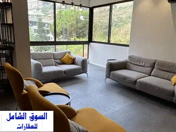 شقة فاخرة للإيجار في منطقة المطيلب الراقية - مساحة واسعة مع جميع المرافق!