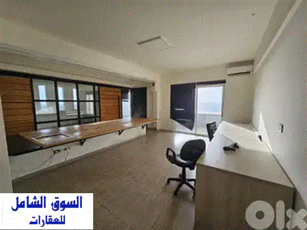 محل تجاري للإيجار في جبيل - موقع مميز ومساحة مثالية!