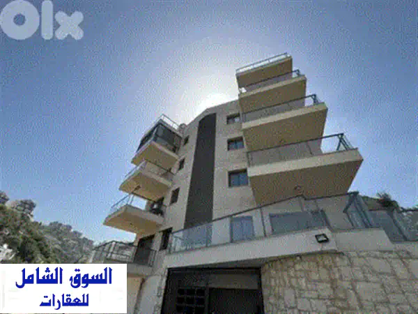 شقة فاخرة للبيع في جبيل بلاط - مساحة واسعة وإطلالة خلابة!