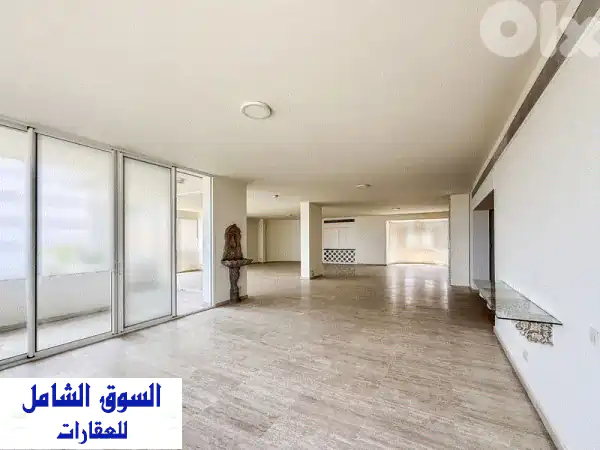 شقة فسيحة للإيجار في قلب الأشرفية، سرسوق - 340 متر مربع