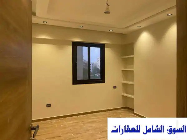 شقة فاخرة 160م² للتأجير في التجمع الخامس - أمام...