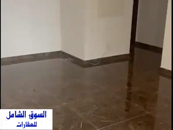 شقة فاخرة للإيجار في منطقة عكار - مساحة 250 متر مربع