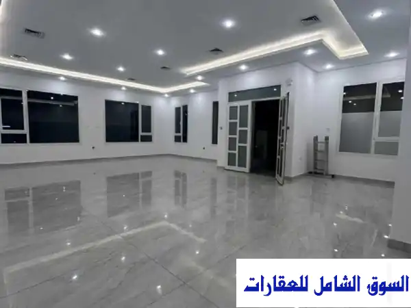 دور أرضي فاخر للإيجار في مبارك الكبير - أبو فطيرة |...