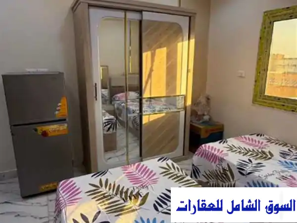 استوديو للإيجار بالحي الاول م8 امام نادي وادي...