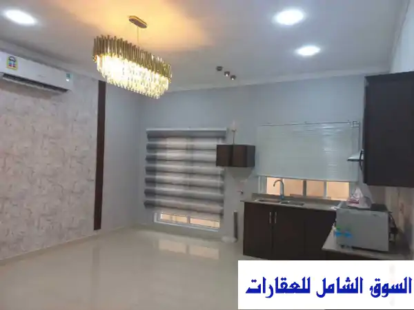 شقة للإيجار في قلب توبلي الوسطى - مساحة 100م²،...